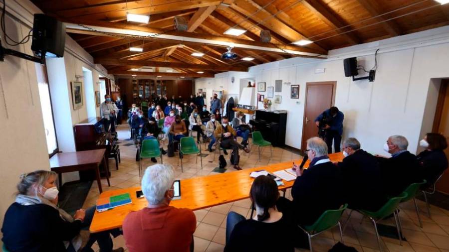 Srečanje je bilo res dobro obiskano (FOTODAMJ@N)