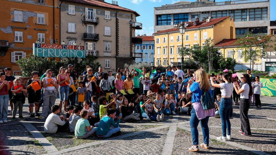 Srečanje za mir na tržaškem Trgu Perugino (LUCA TEDESCHI/FOTODAMJ@N)