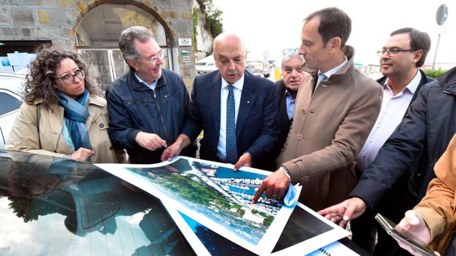 Včerajšnji ogled grljanskega portiča (FOTODAMJ@N)