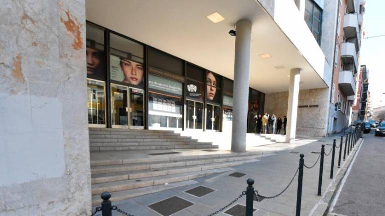 Kulturni dom bi najraje prodali Sloveniji