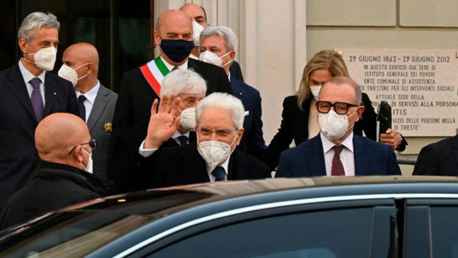 Predsednik Mattarella pred zavodom ITIS (FOTODAMJ@N)