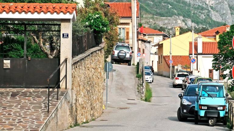 Table z ledinskimi imeni tudi v Borštu, Zabrežcu, na Jezeru in pri Hrvatih