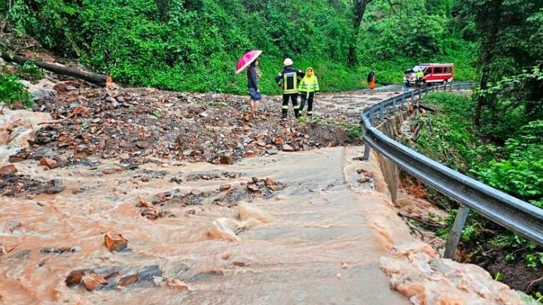 V Cerknem po ponedeljkovem neurju ocenjujejo škodo
