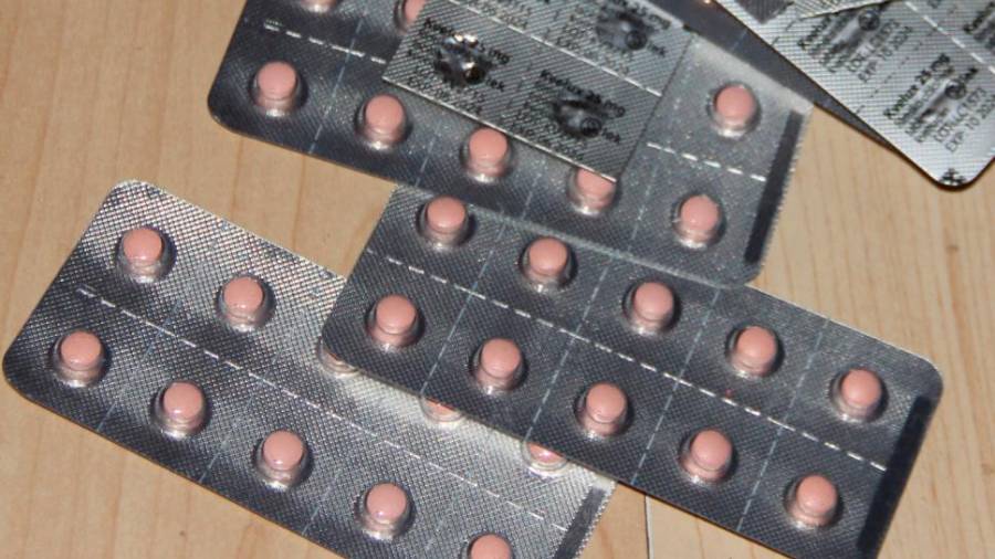 Policisti so zasegli 131 tablet, ki vsebujejo prepovedano drogo (PUNG)