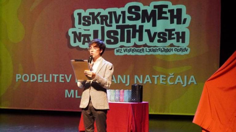 Nagradili devet premiernih uprizoritev