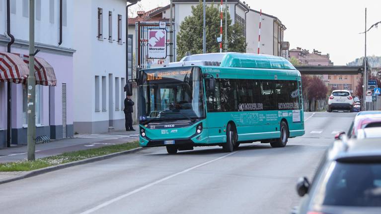 Šoferka nas je vozila med Goricama, sopotniki pa po celem svetu
