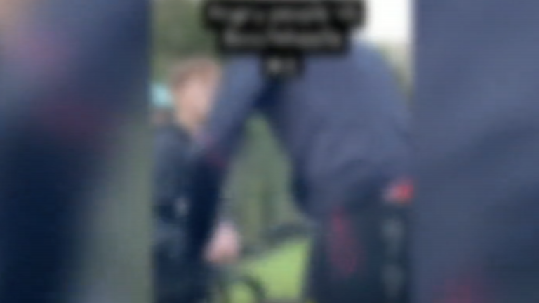 Spor na kolesarski stezi še naprej razburja javnost