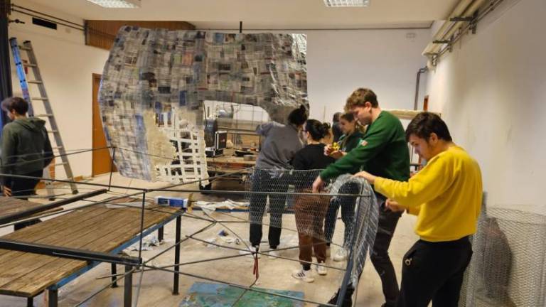 Pustarji hitijo z delom