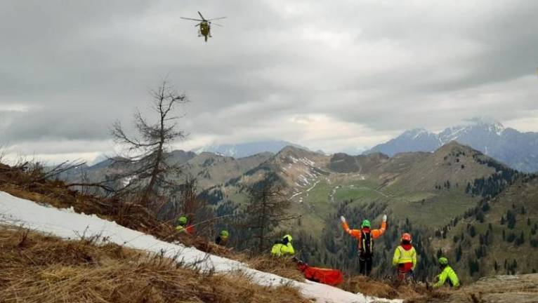 Ponesrečenega moškega reševali s helikopterjem