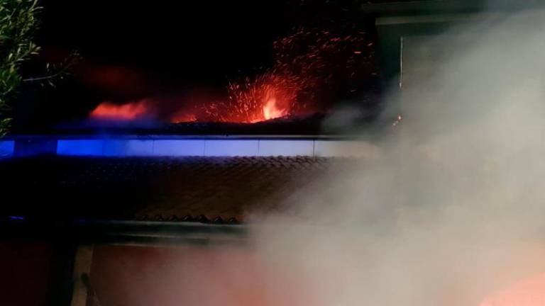 Pri Rabujezu ponoči zagorela hiša