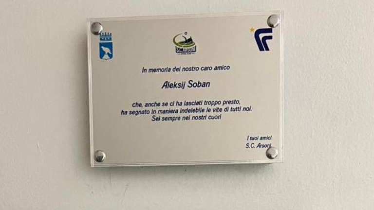 Defibrilator v spomin na Aleksija Sobana
