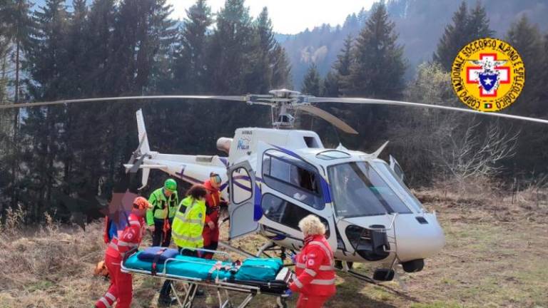 Med povratkom z gore se je poškodovala