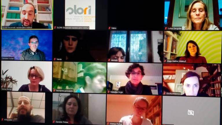 Kako otroci usvajajo slovenski jezik