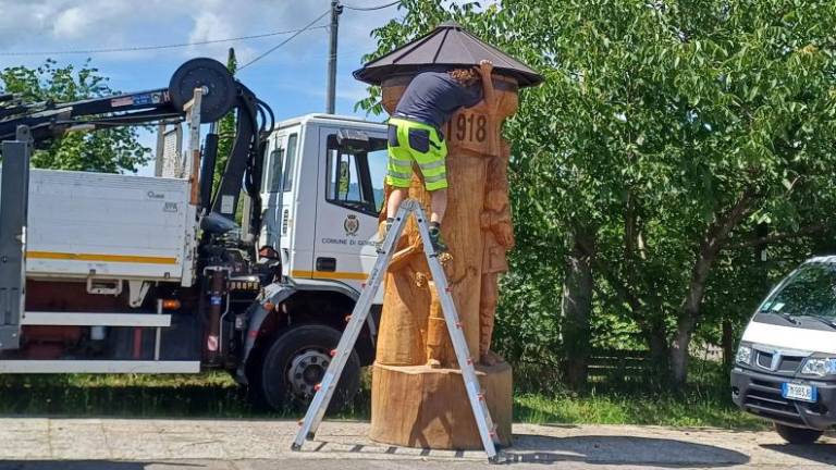 Kipa se iz parka mestne hiše selita v Štandrež