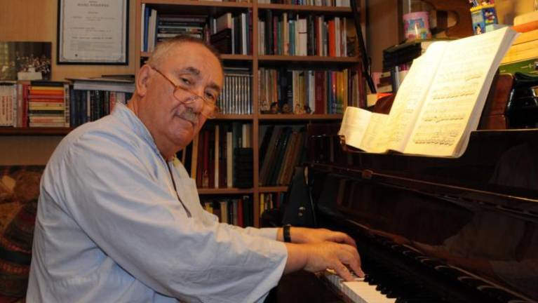 Adi Danev za vedno odložil taktirko