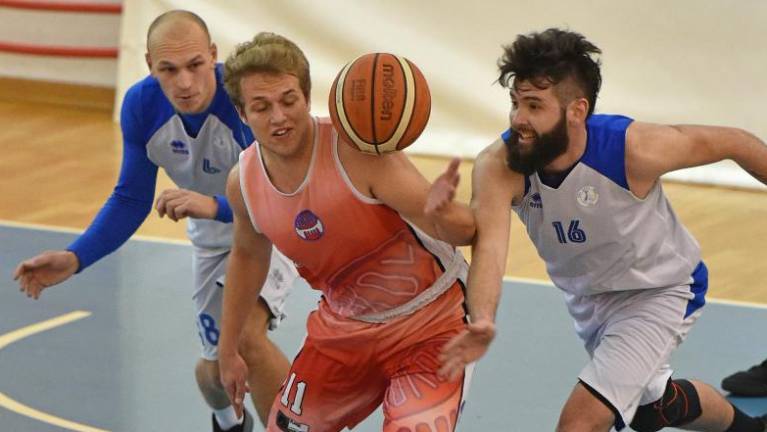 Breg in Sokol tudi letos v popolnoma domači preobleki