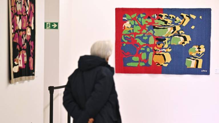 Bogdan Grom tkal oblike in barve različnih kultur