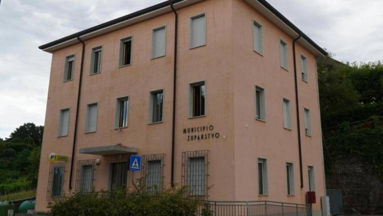 Uradi se selijo, pošta bo zaprta