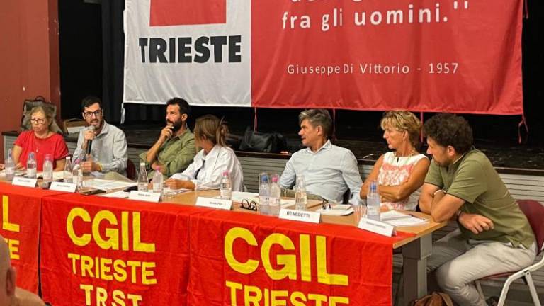 Trst se spreminja, skrbita jih turizem in sociala