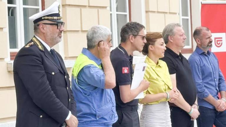 Več kot 500 reševalcev bo čezmejno kljubovalo potresu