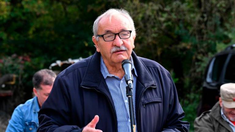 Uspel pohod po kraških pečinah in spomenikih