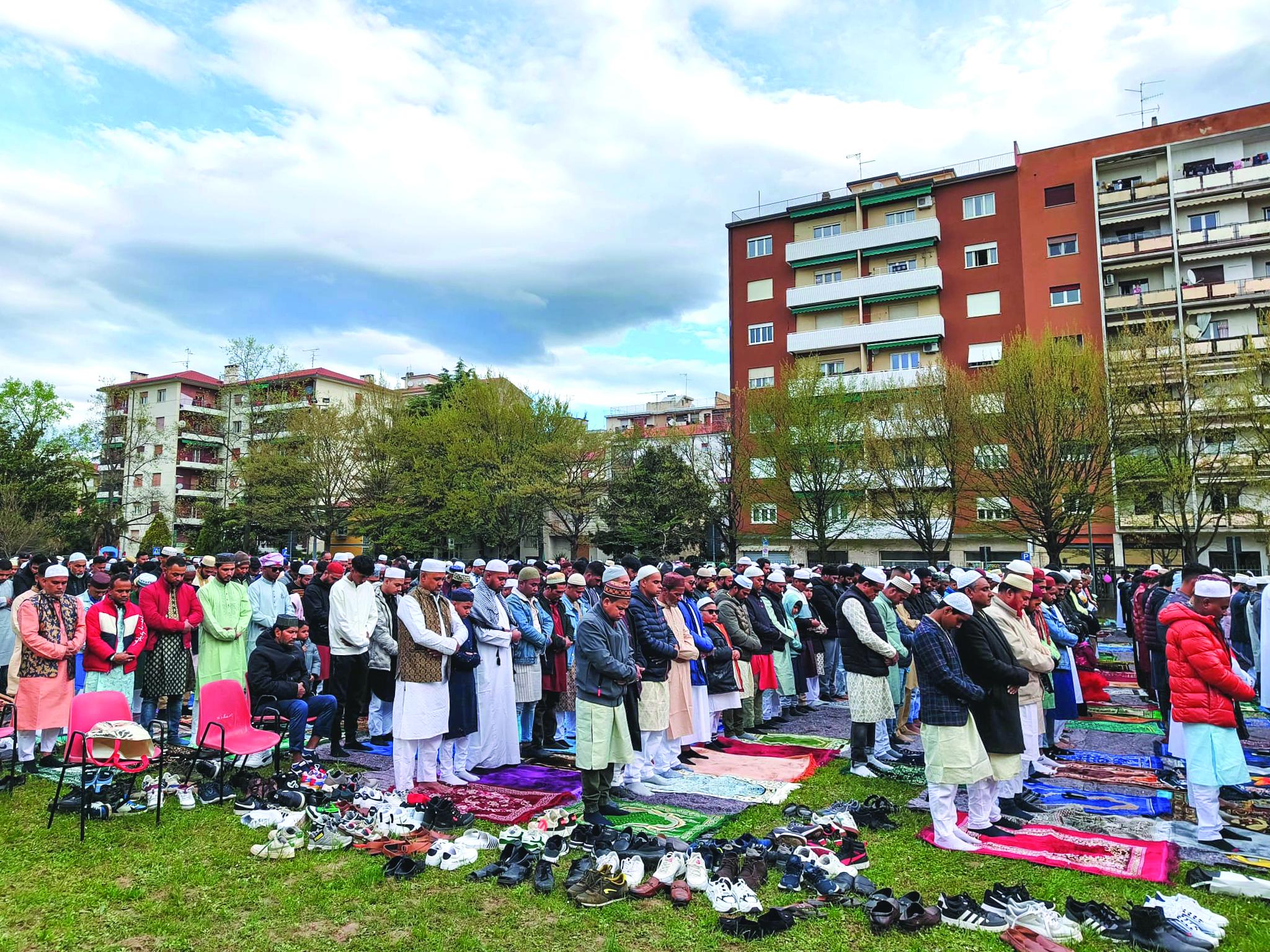 Na bajram vabijo ljudi vseh veroizpovedi