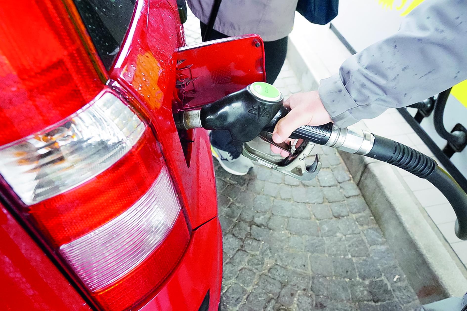 »Tankanje v FJK bo cenejše kot v Sloveniji«