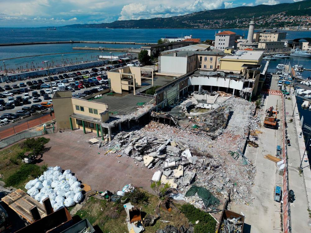 Za gradnjo termalnega bazena sta se prijavili dve navezi