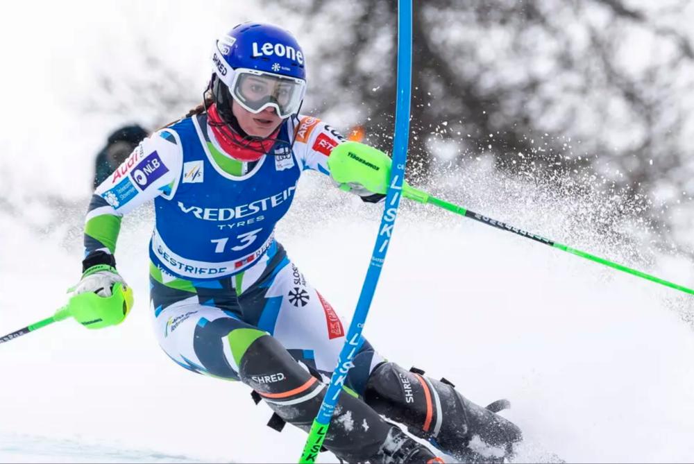 Po poškodbi kolena Andreja Slokar končala sezono