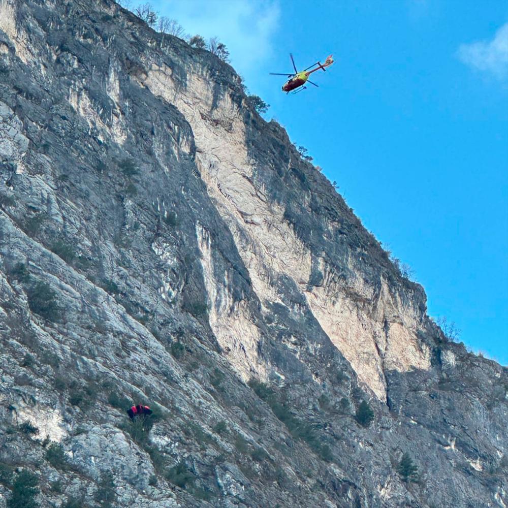 Na Trentinskem umrl 39-letni slovenski base skakalec