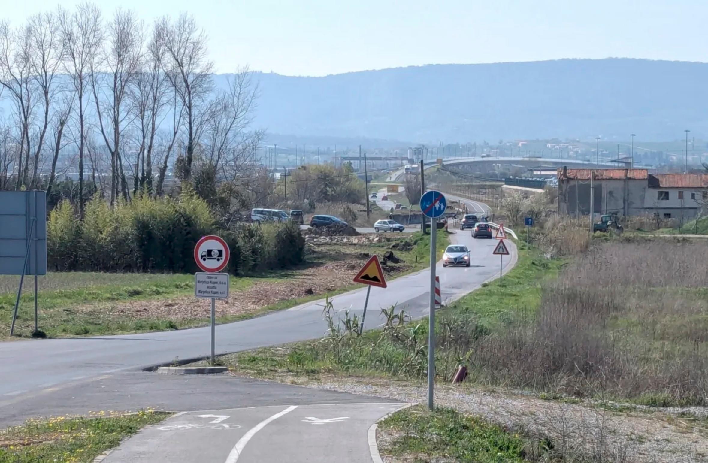 Zaradi del popolna zapora ceste med Ankaranom in Koprom