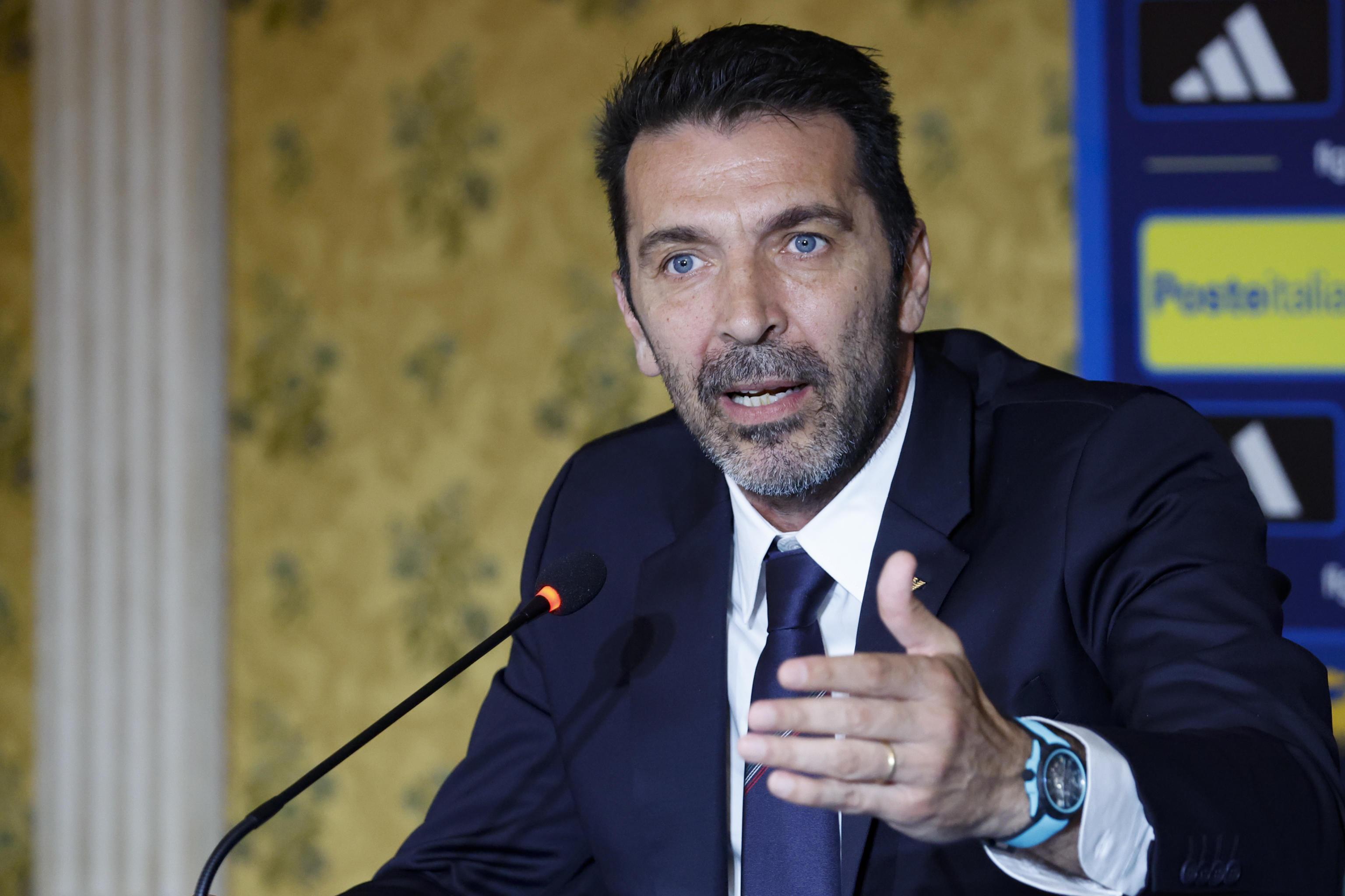 Po Gravini odstopil še Gianluigi Buffon