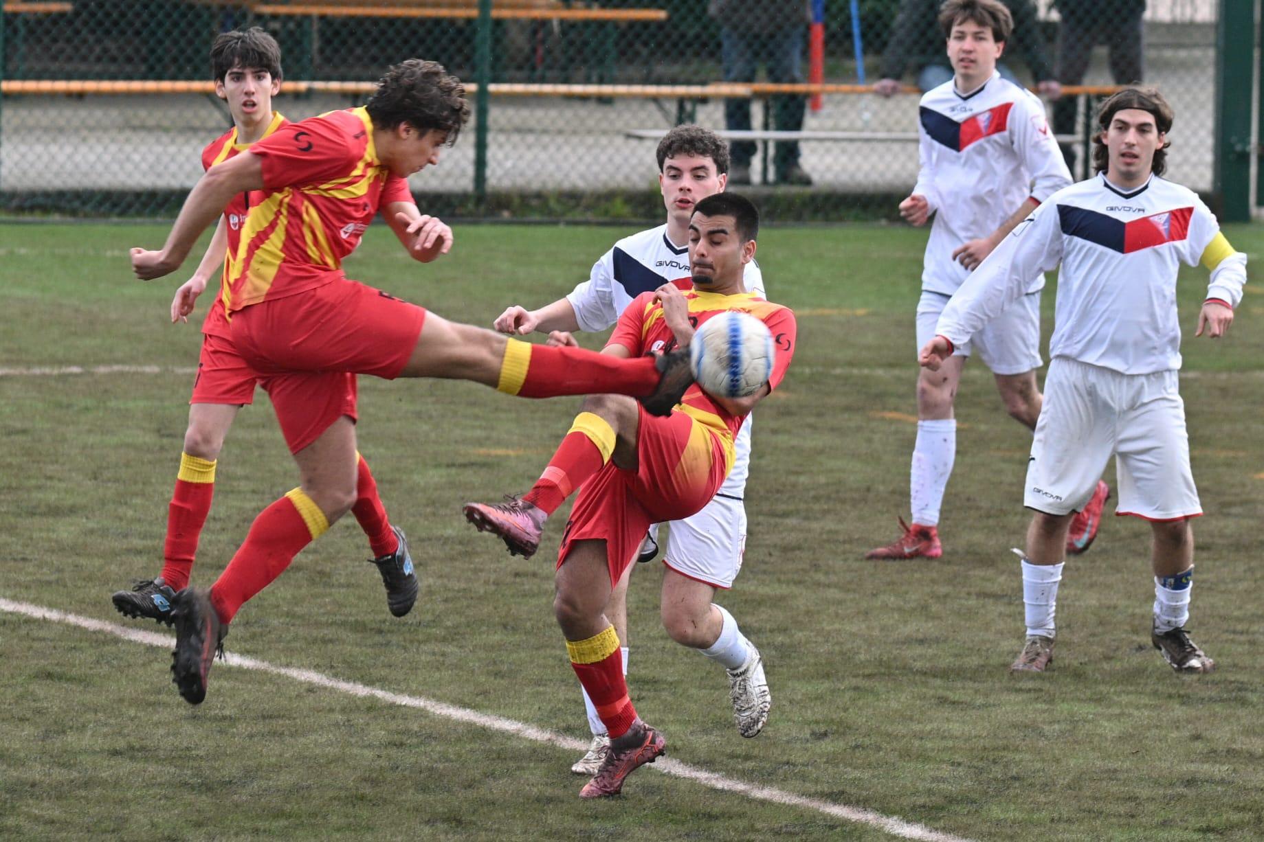 Reakcija Krasa, Mladost potonila na Rouni