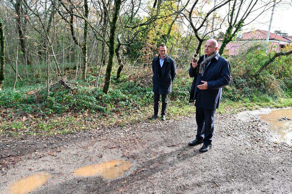 Župan Dipiazza nosi Križ v srcu