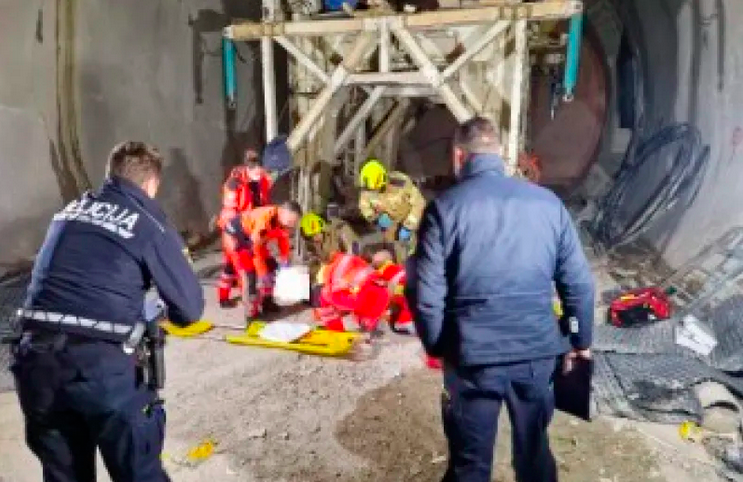 Huda nesreča v predoru na gradbišču drugega tira