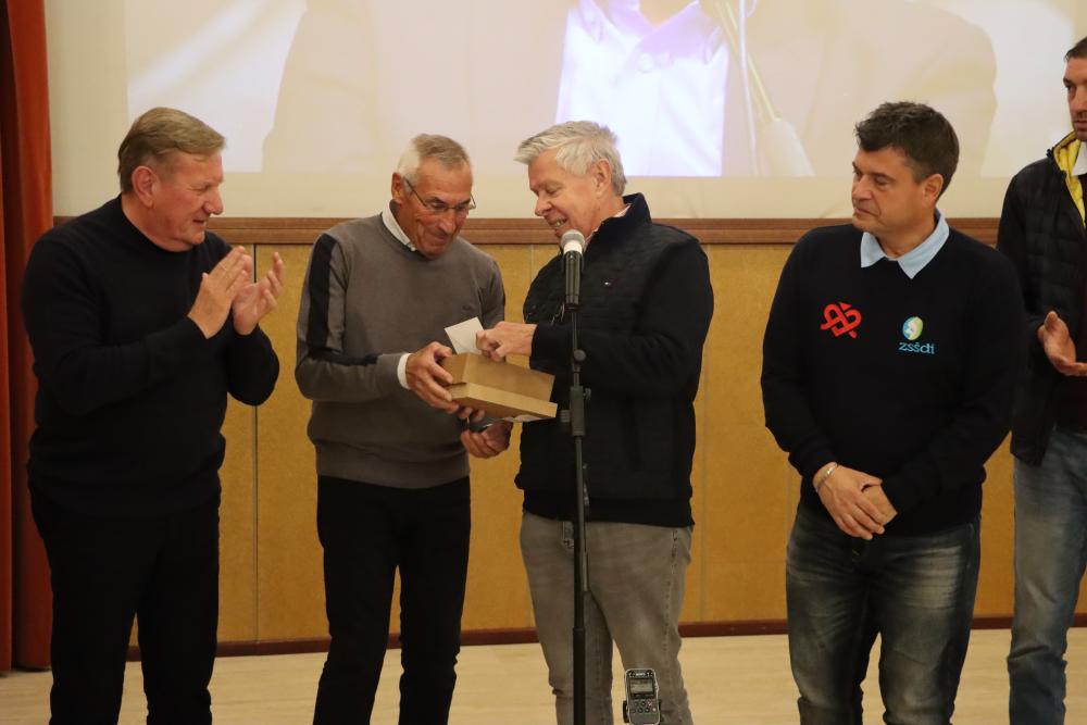 »Ko sem za majico zagrabil predsednika De Laurentisa ...«