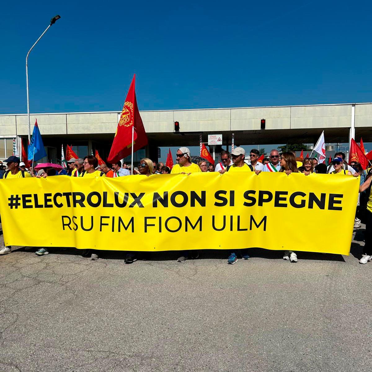 Dva tisoč delavcev za prihodnost Electroluxa