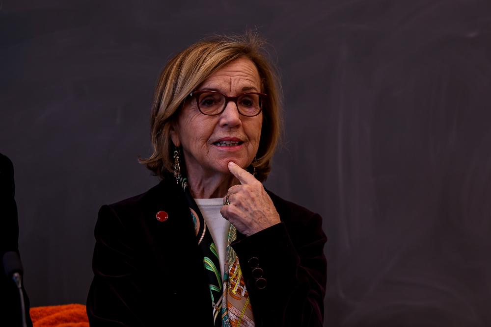 »Pokojninski sistem potrebuje tujce«