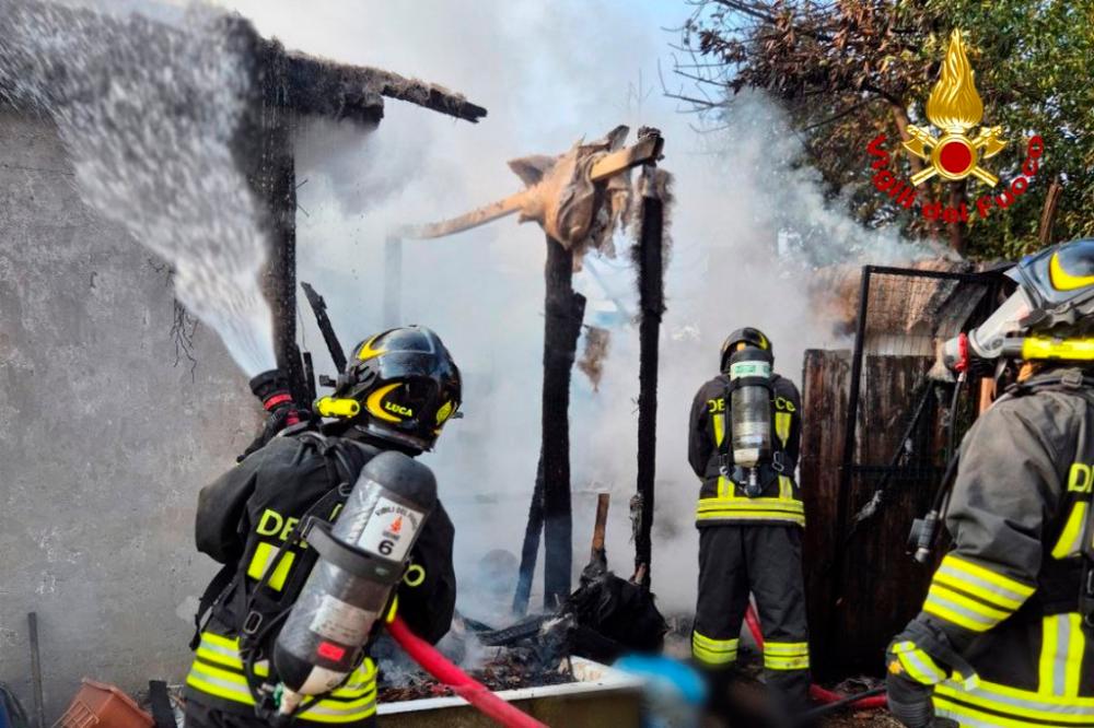 Zagorel leseni prizidek ob garaži in stanovanju