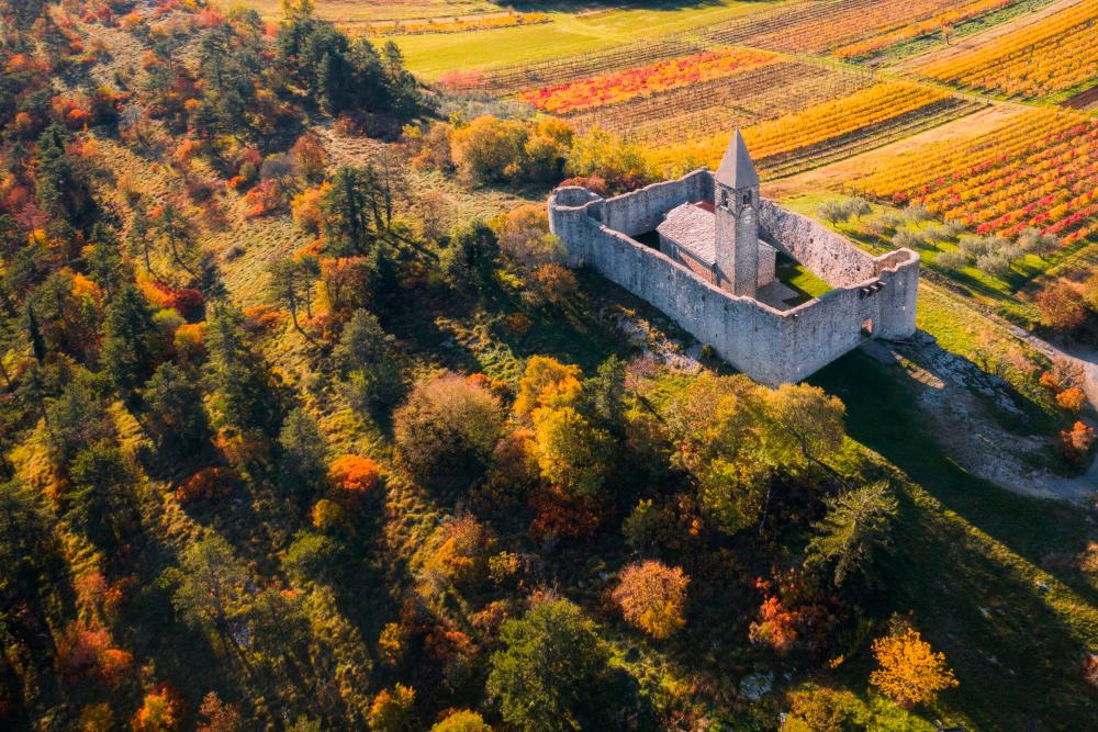 Cerkev v Hrastovljah kulturni spomenik državnega pomena