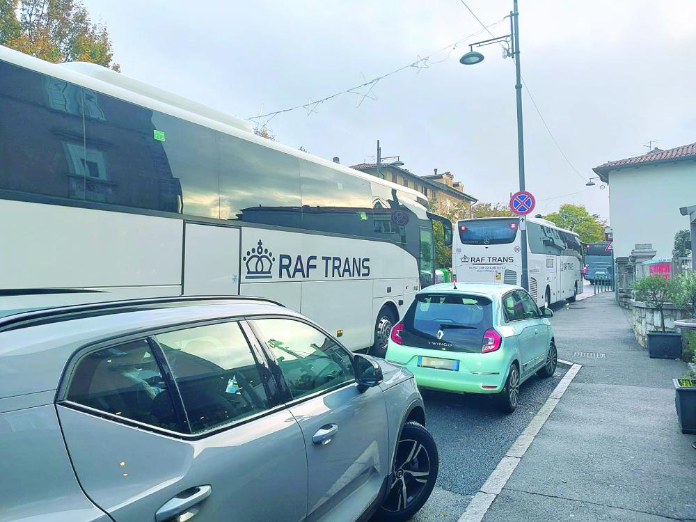 Na Opčinah bi omejili težka vozila