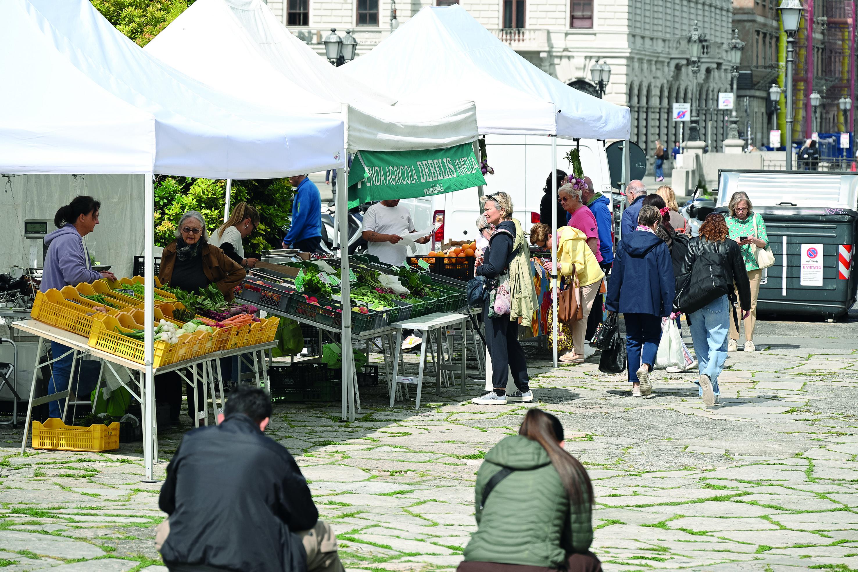 Tržaški branjevci se s Trga sv. Antona selijo na Ponteroš