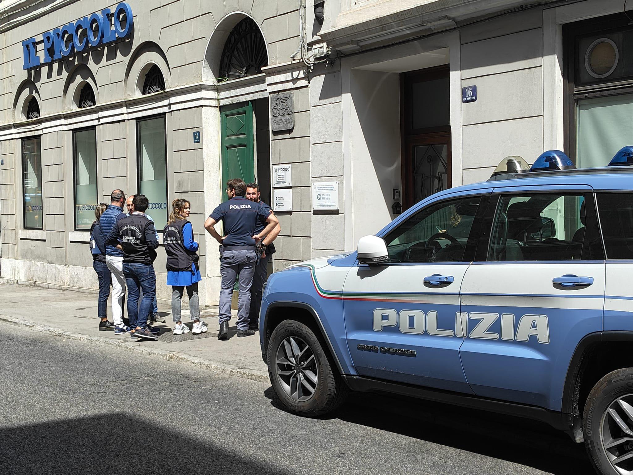 Vandalski napad zoper uredništvo dnevnika Il Piccolo