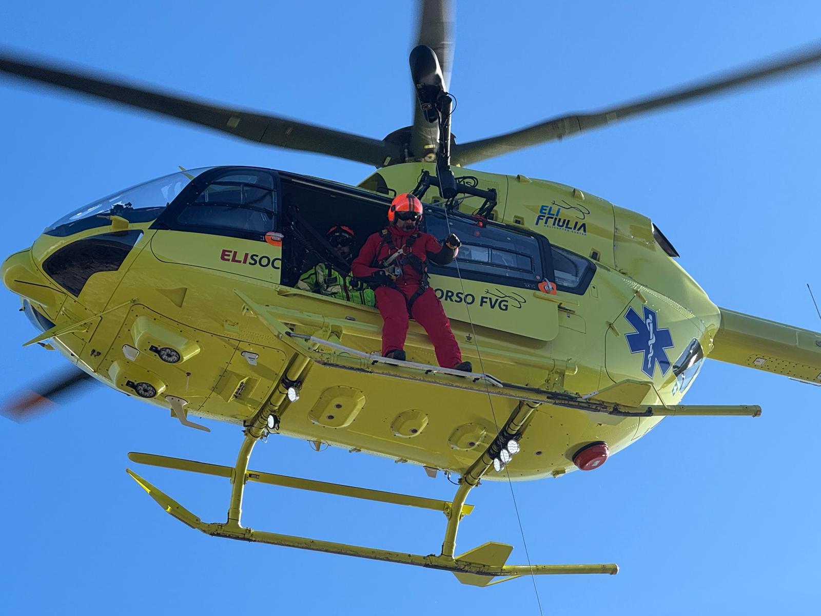 Na Rilkejevi poti padla 20 metrov v globino