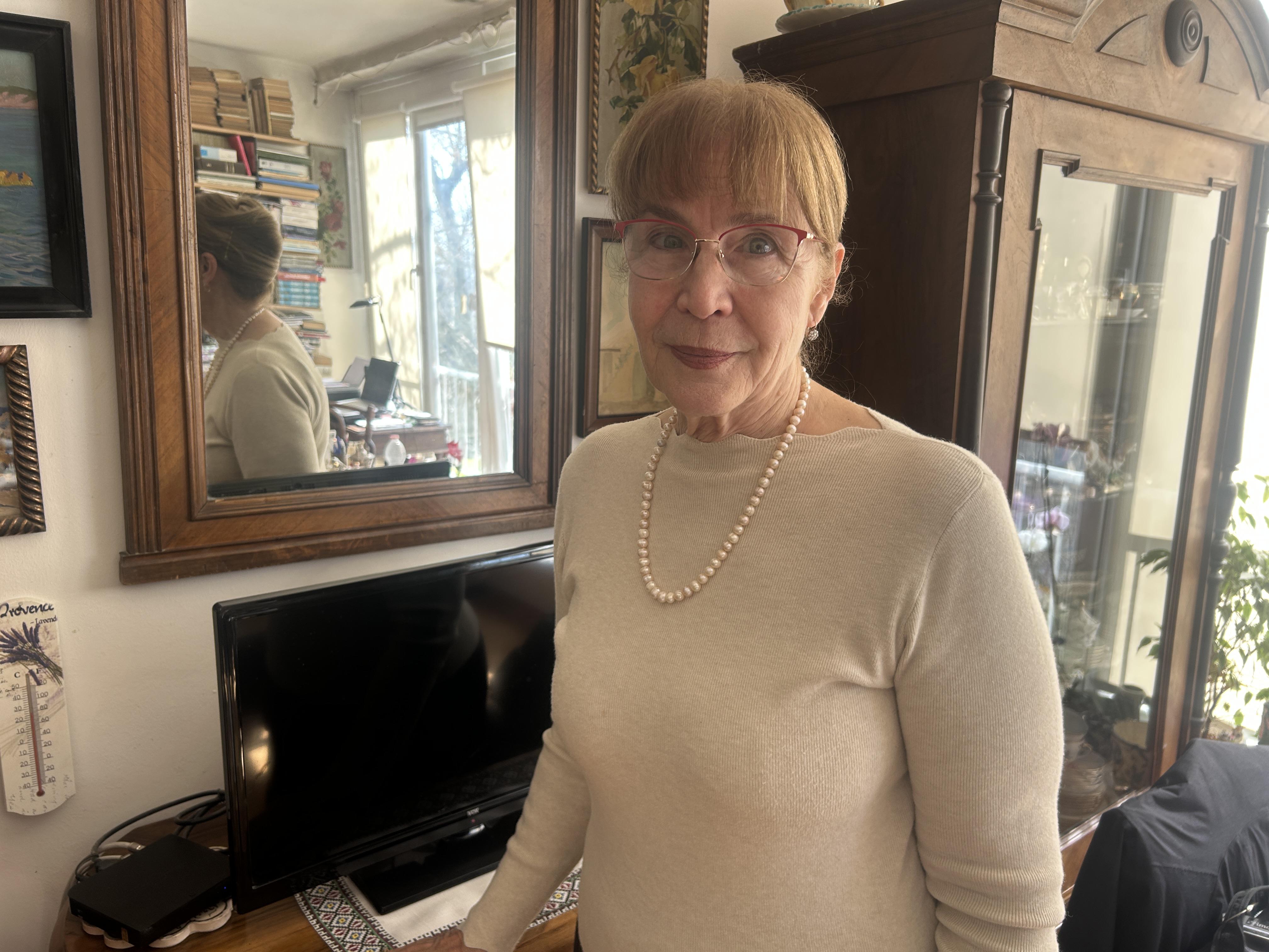 Še danes se boji, da bo ostala brez čevljev