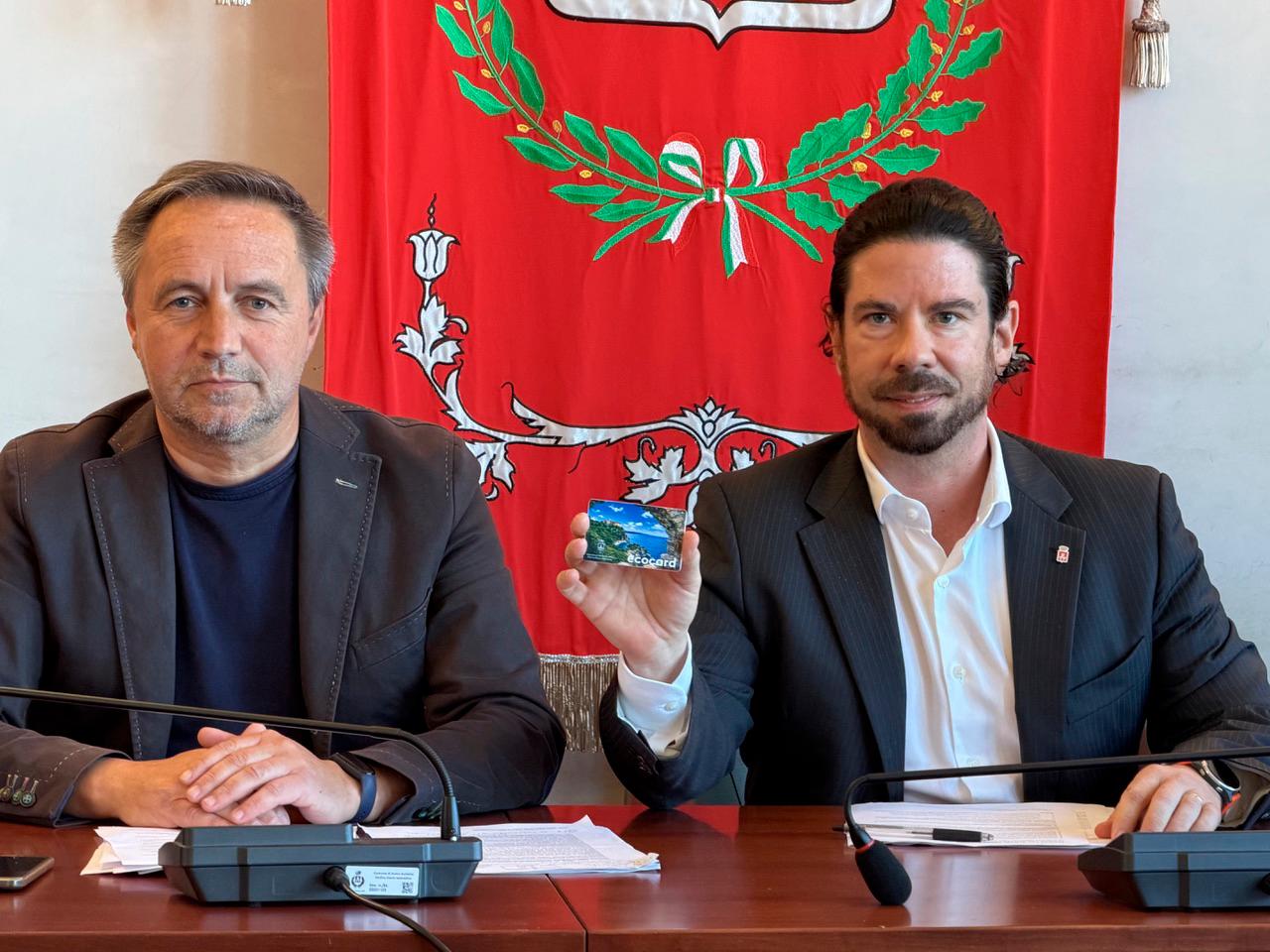 S pametnimi zabojniki stopili korak nazaj