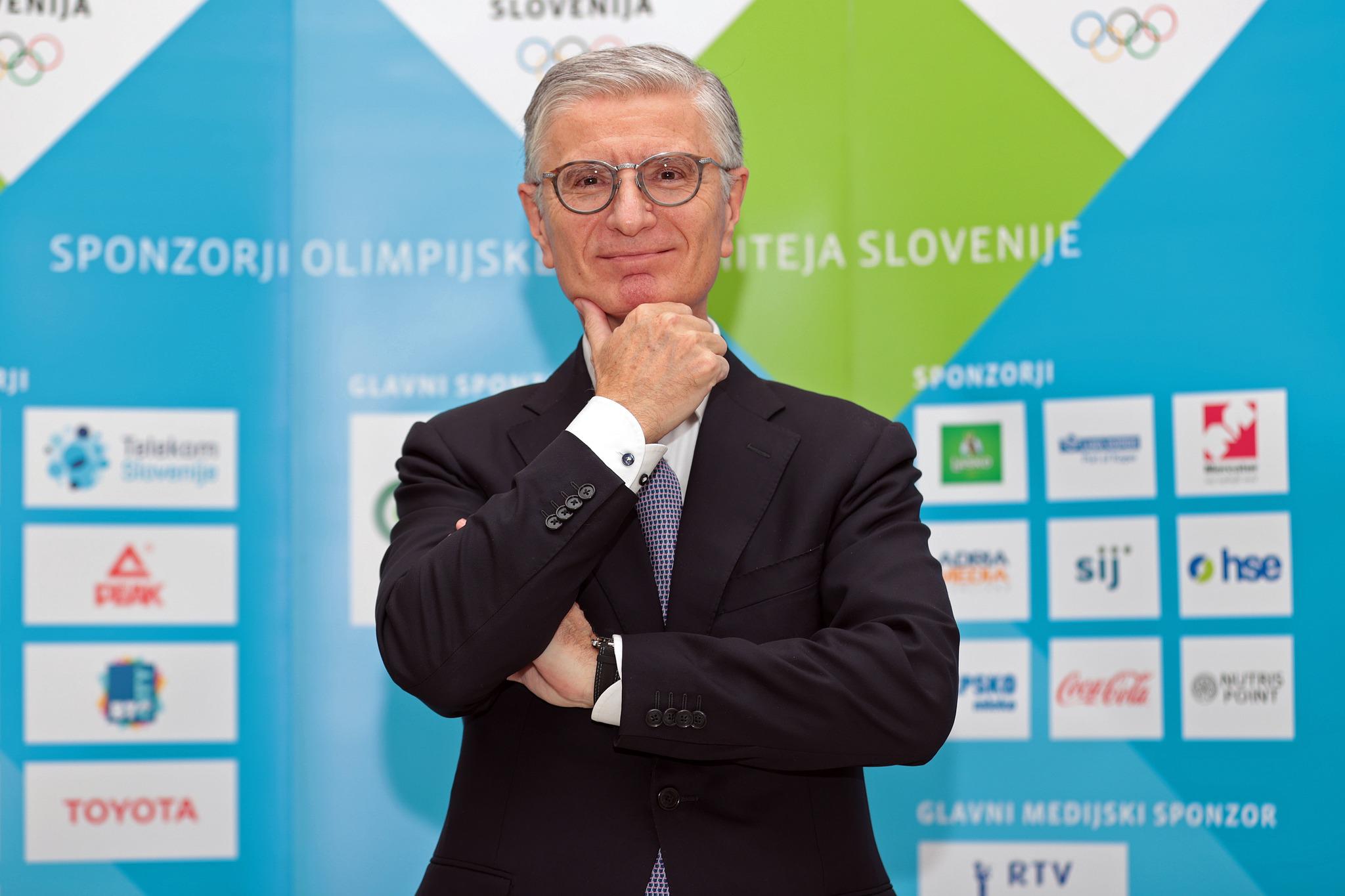 V znamenju kontinuitete