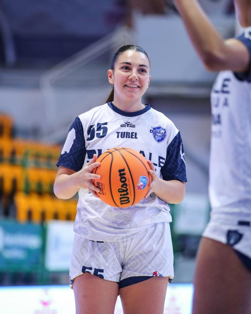 Anna Turel v eksperimentalni reprezentanci Italije