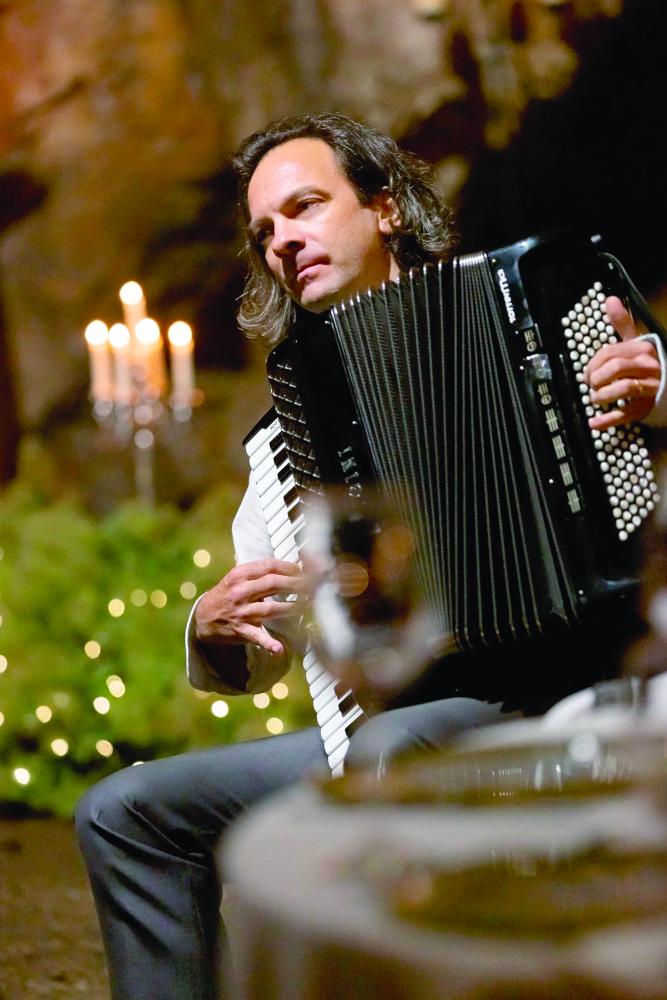 Marko Hatlak praznuje dvajset let ustvarjanja