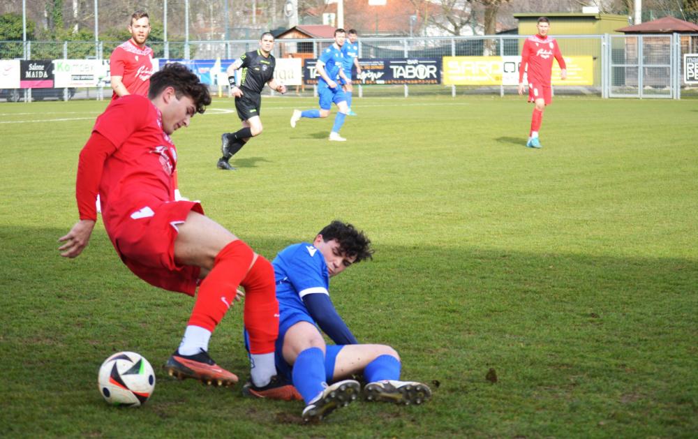 Derbi v Štandrežu, Soča SloVolley v Nabrežini